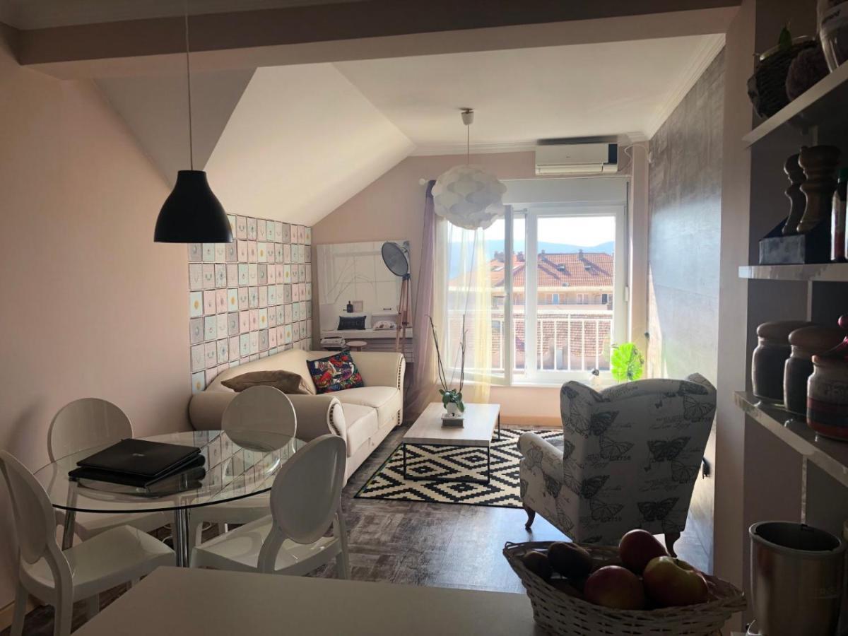 Gala Apartment ติวัต ภายนอก รูปภาพ