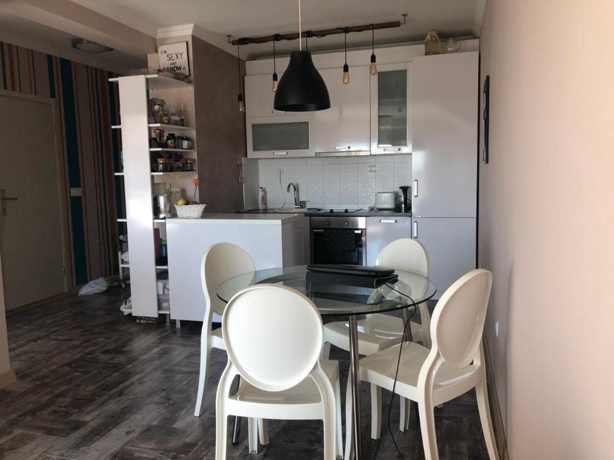 Gala Apartment ติวัต ภายนอก รูปภาพ